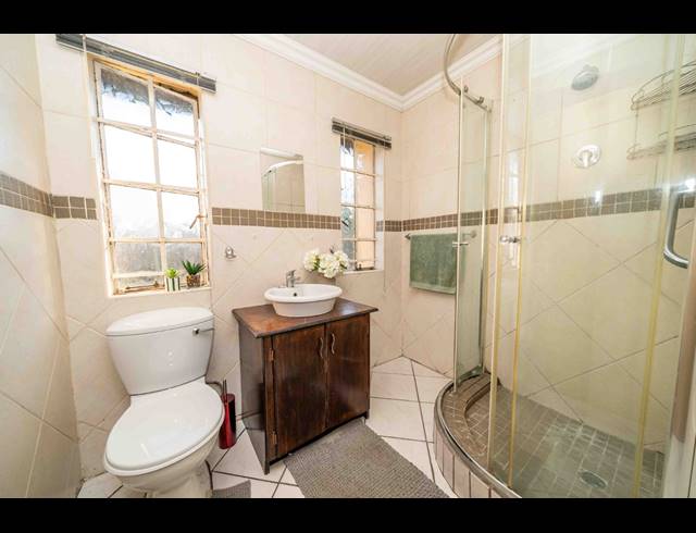 2 BEDROOM FREESTANDING FOR SALE IN HUNTINGDON